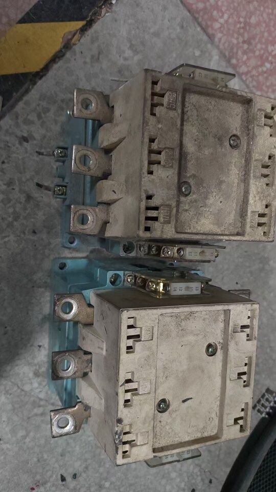 3月13日北京【京械2423】单位淘汰报废处置接触器2台网络拍卖公告