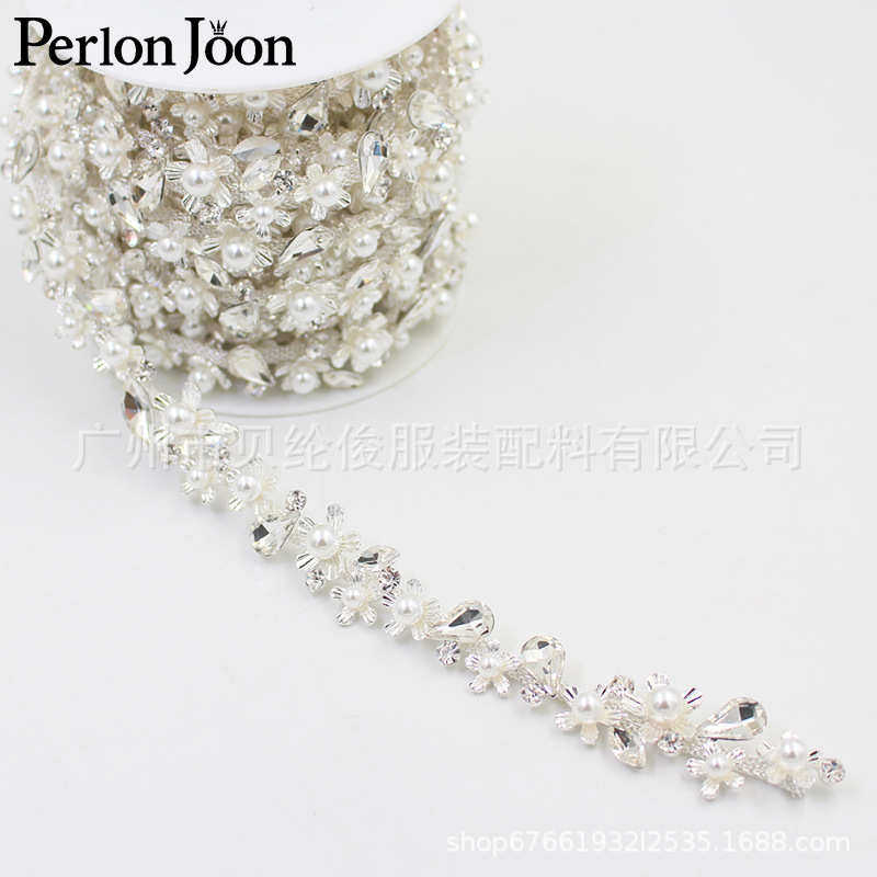 新款珍珠花水滴形水钻玻璃码链婚纱DIY服装辅料装饰银色金属链,纺织面料/辅料/配套,其他纺织辅料,淘宝优惠券,粉丝福利购,淘宝优惠卷