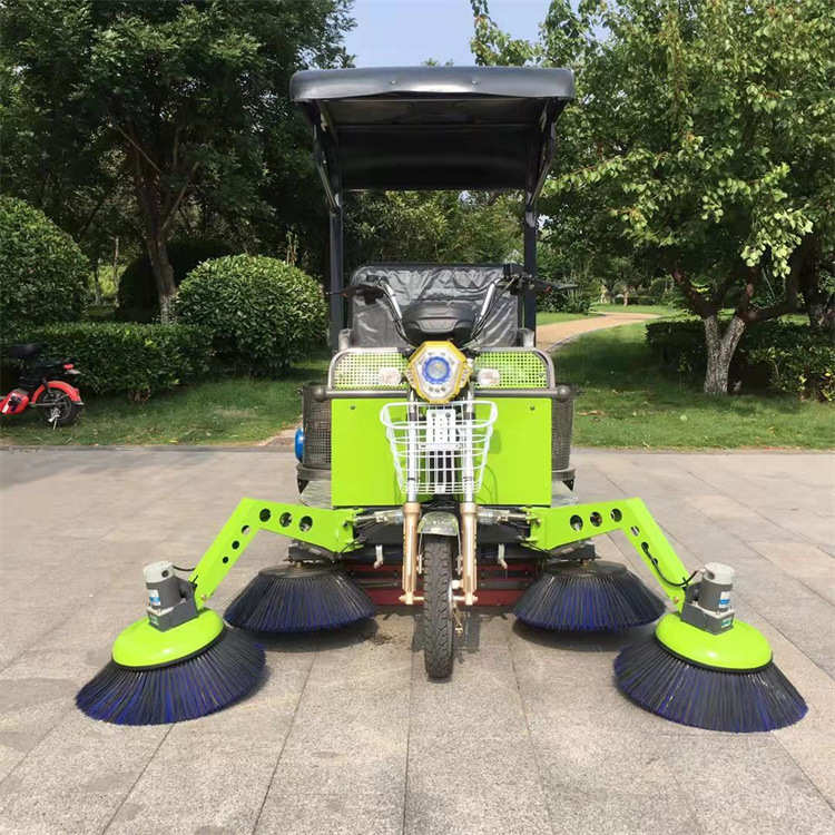操场吸尘驾驶室电动垃圾1900 学校树叶车型清扫车 车灰尘工厂扫地