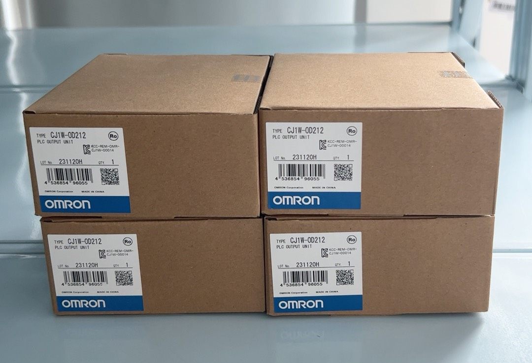 CJ1W-ID212 欧姆龙 OMRON 输入单元 全新原装