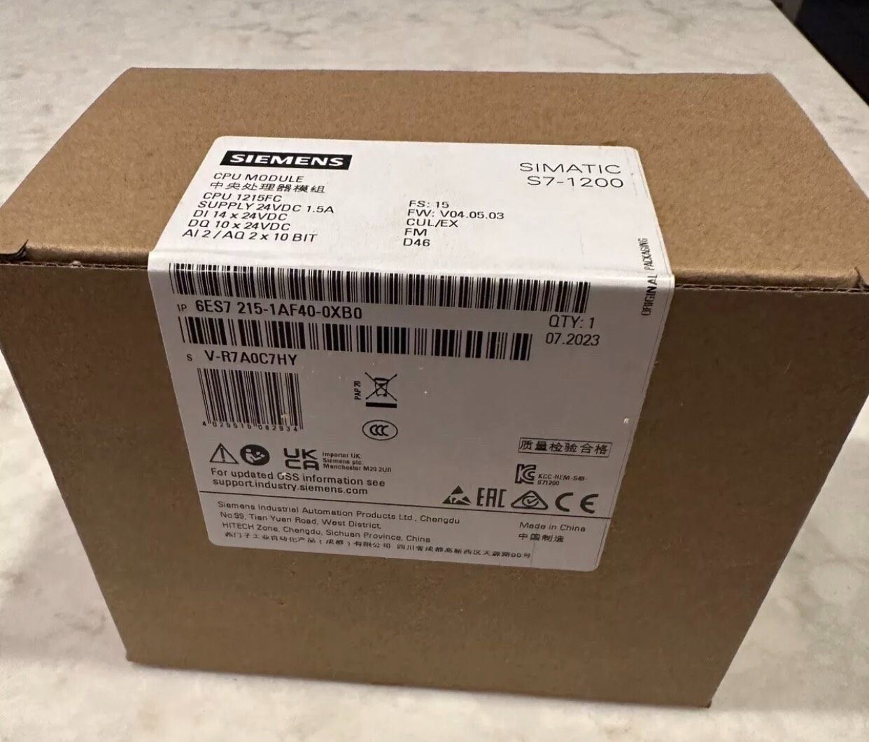 Siemens S7-1200F 6ES7215-1AF40