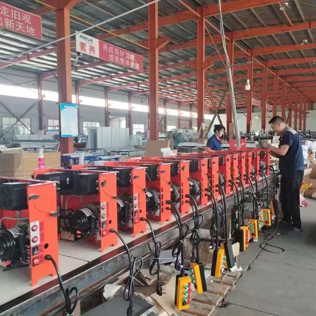 出口款木工锯台多功能精密轨道推台锯折叠工作台装修用无尘切割锯