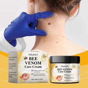 HOUKEA Bee Venom Skin Care Cream - A gentle formula that nou