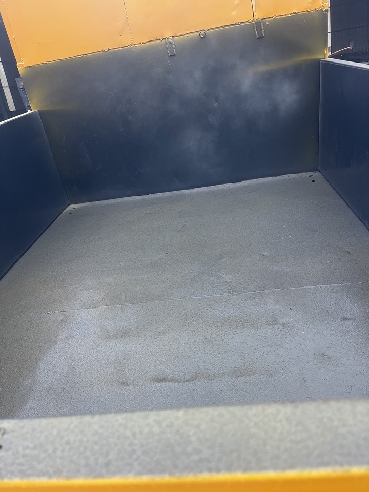 1月18日眉山再次拍卖【资产处置】履带爬山虎一台载重8吨功能正常网络拍卖公告