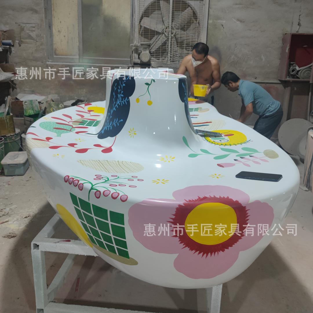 玻璃钢花盆座椅手绘爱心椅购物中心公共空间摆放家具商场等候椅