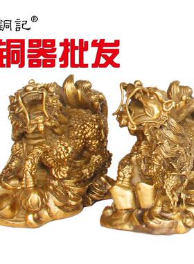 黄铜铜麒麟摆件 送宝麒麟工艺品厂家 铜器送宝麒麟