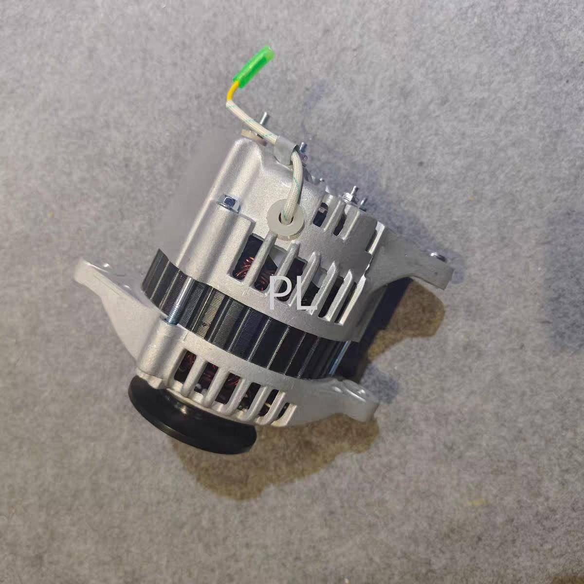 适用洋马429906500发电机429906600发电机11983677200充电机12V