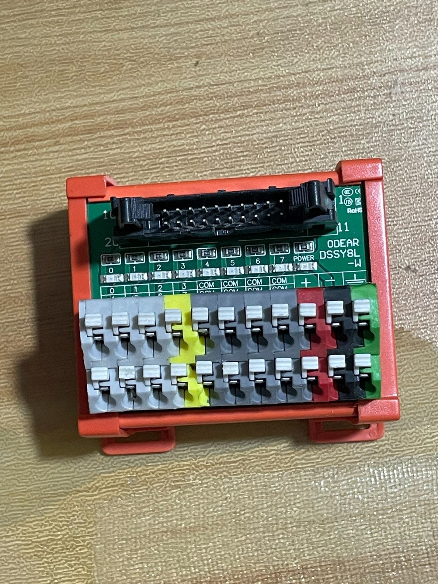 台湾ODEAR欧迪尔接线模块 DSSY8L-W 实物拍摄，拆