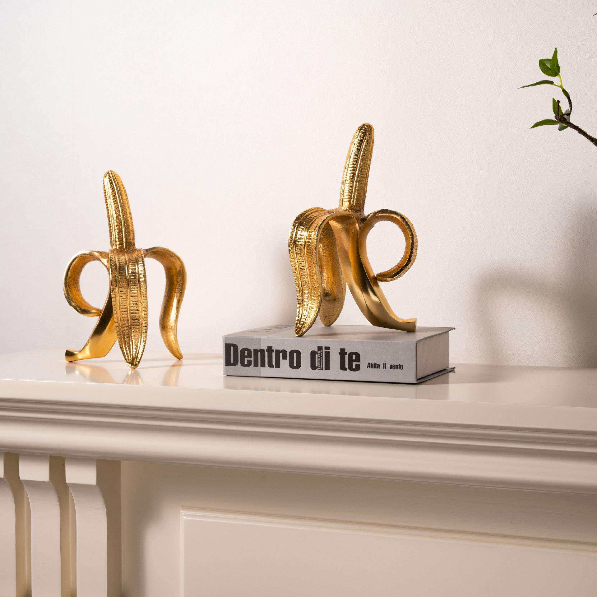 轻奢黄金色香蕉书档装饰品艺术工艺品高颜值摆件家具展厅桌面布置