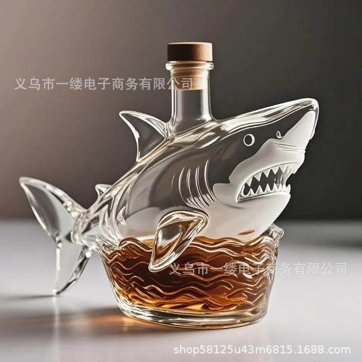 跨境新款Shark Whiskey Bottle鲨鱼威士忌酒瓶