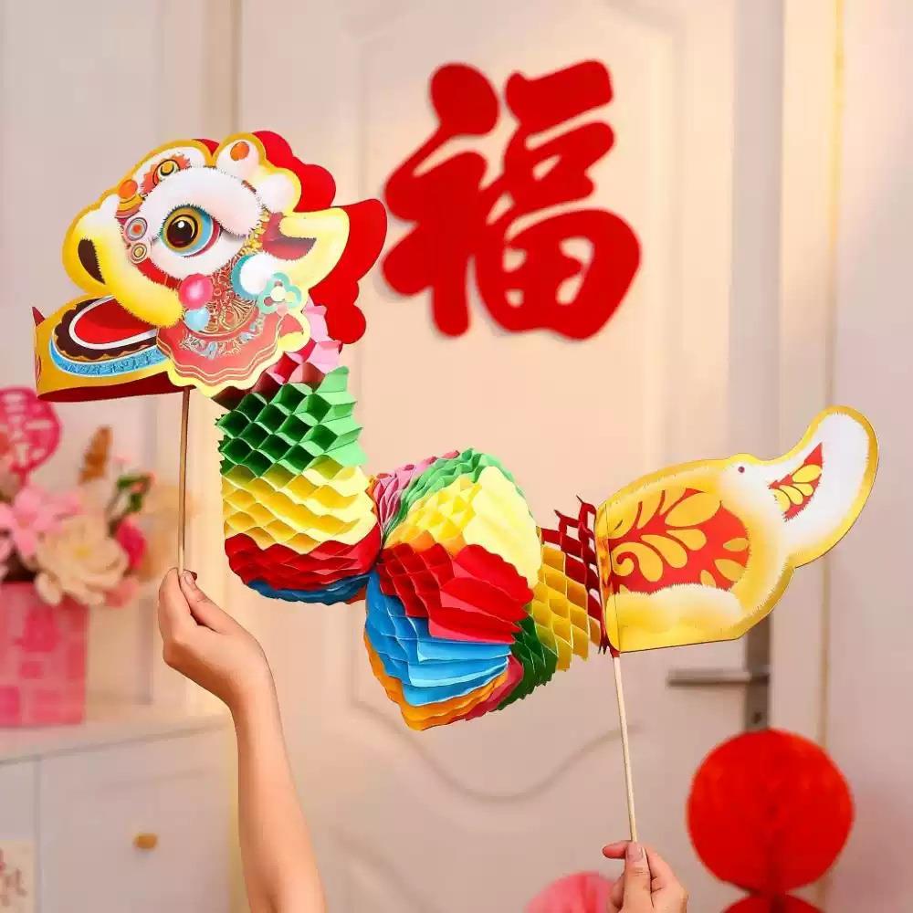 2026新款马年儿童手持拍照道具新年醒狮舞龙国风灯笼春节过年装饰图片