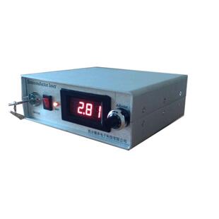 智能机器人以及自动化焊接940nm在线件检测光源光纤激光器
