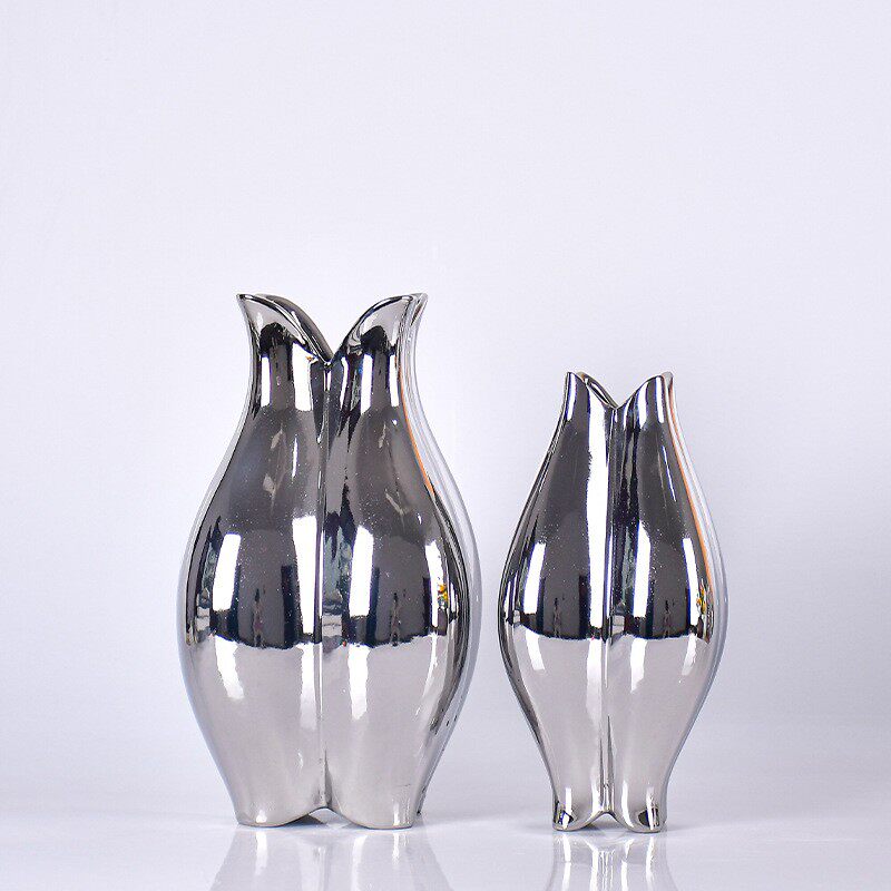 创意设计花瓣意式轻奢家居软装饰品摆件后现代简约北欧式陶瓷花瓶