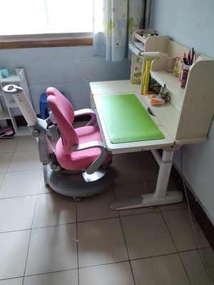 来分析下爱果乐儿童桌椅到底好不好？为何很多人选择它？