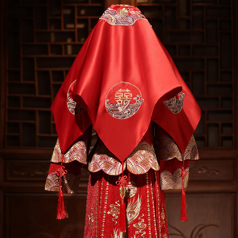 红盖头新娘结婚头纱中式秀禾服复古红色绣花缎面流苏蒙头刺绣喜帕图片