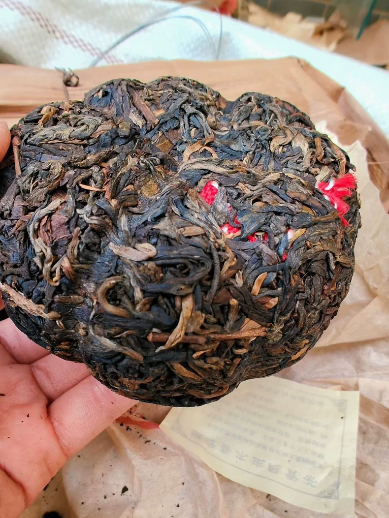 極品沱茶 最後3坨2004年班章喬木生態貢茶金瓜茶王250克一沱 普洱茶 BUASHOP普洱老茶