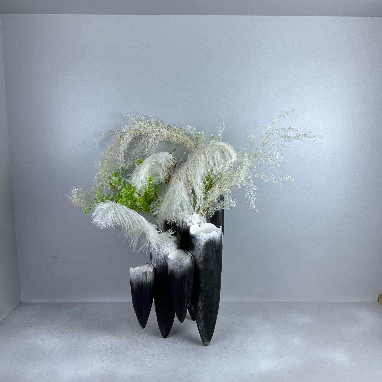 现代简约样板间手工黑白陶瓷春笋花器客厅餐厅花插售楼处饰品摆件