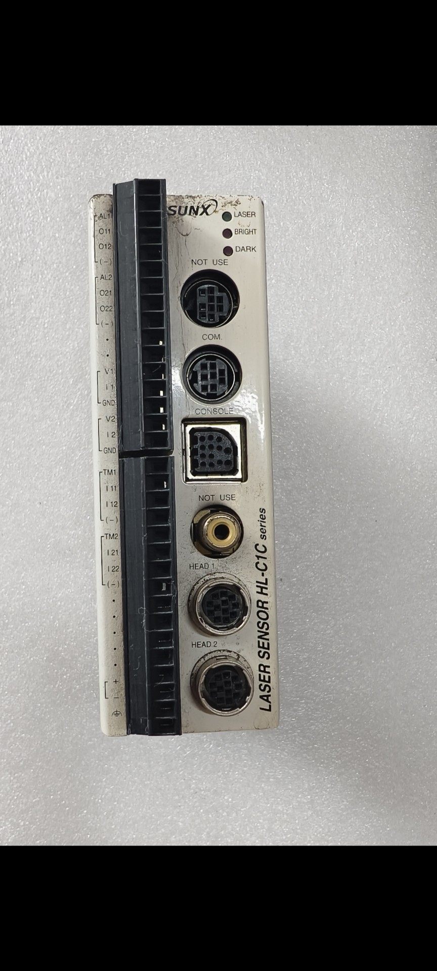 日本神视激光位移传感器控制器