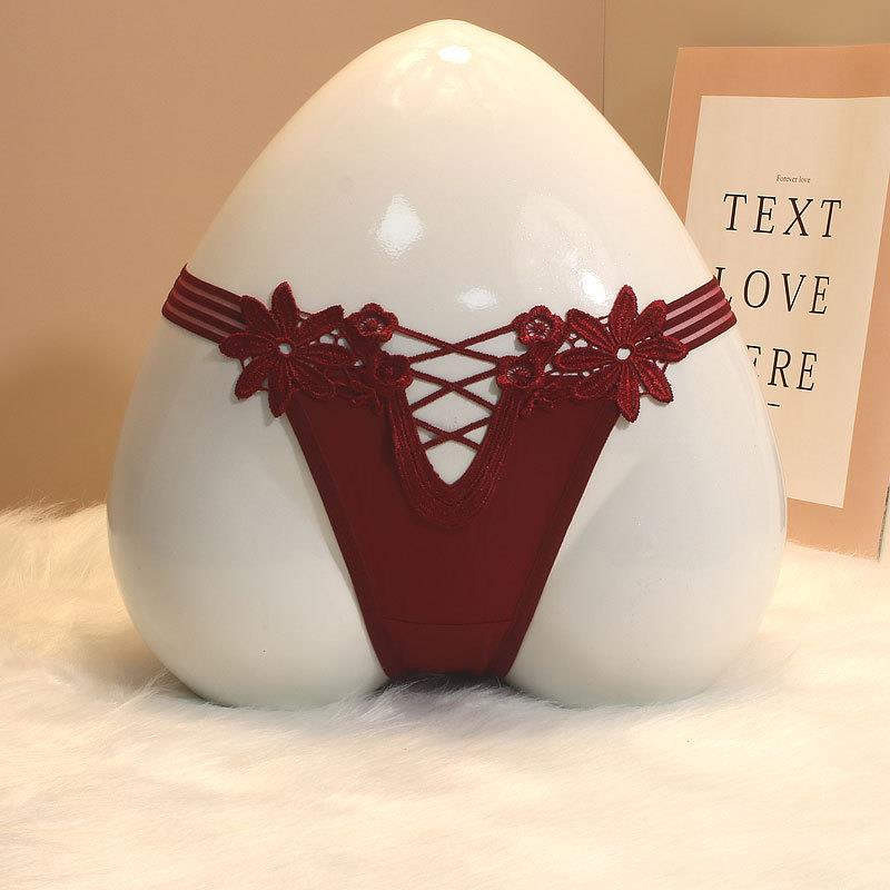 Hollow ice silk thong for women with flower elements and