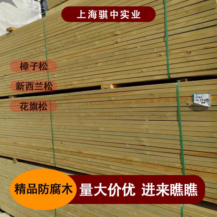 河南防腐木樟子松木龙骨室外防腐木吊顶隔墙地板框架松木条实木