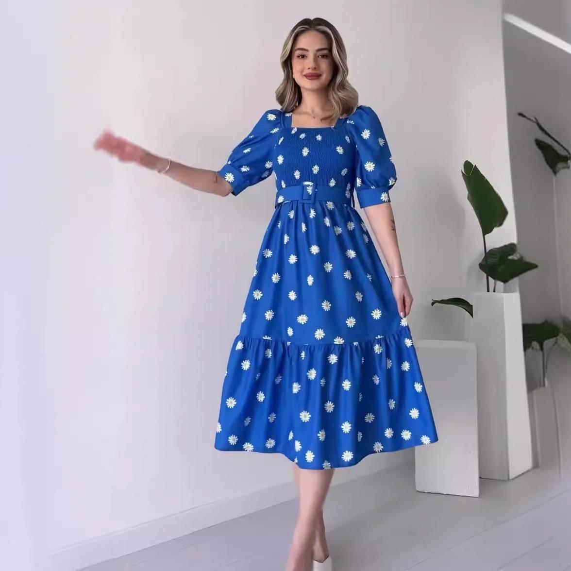 Fashionable and elegant square collared long skirt