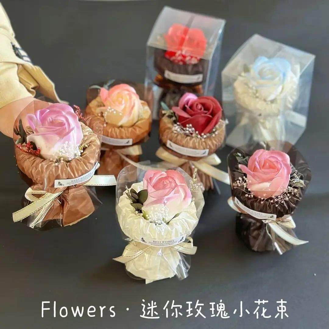 【下单立减50】迷你口袋见面小花束玫瑰向日葵永生花仿真花HX