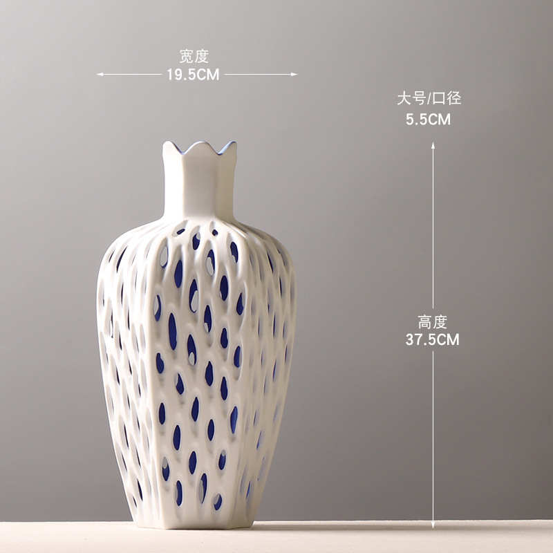 装饰品现代陶瓷镂空花瓶摆件轻插花台面酒店奢创意简约杨桃样板房