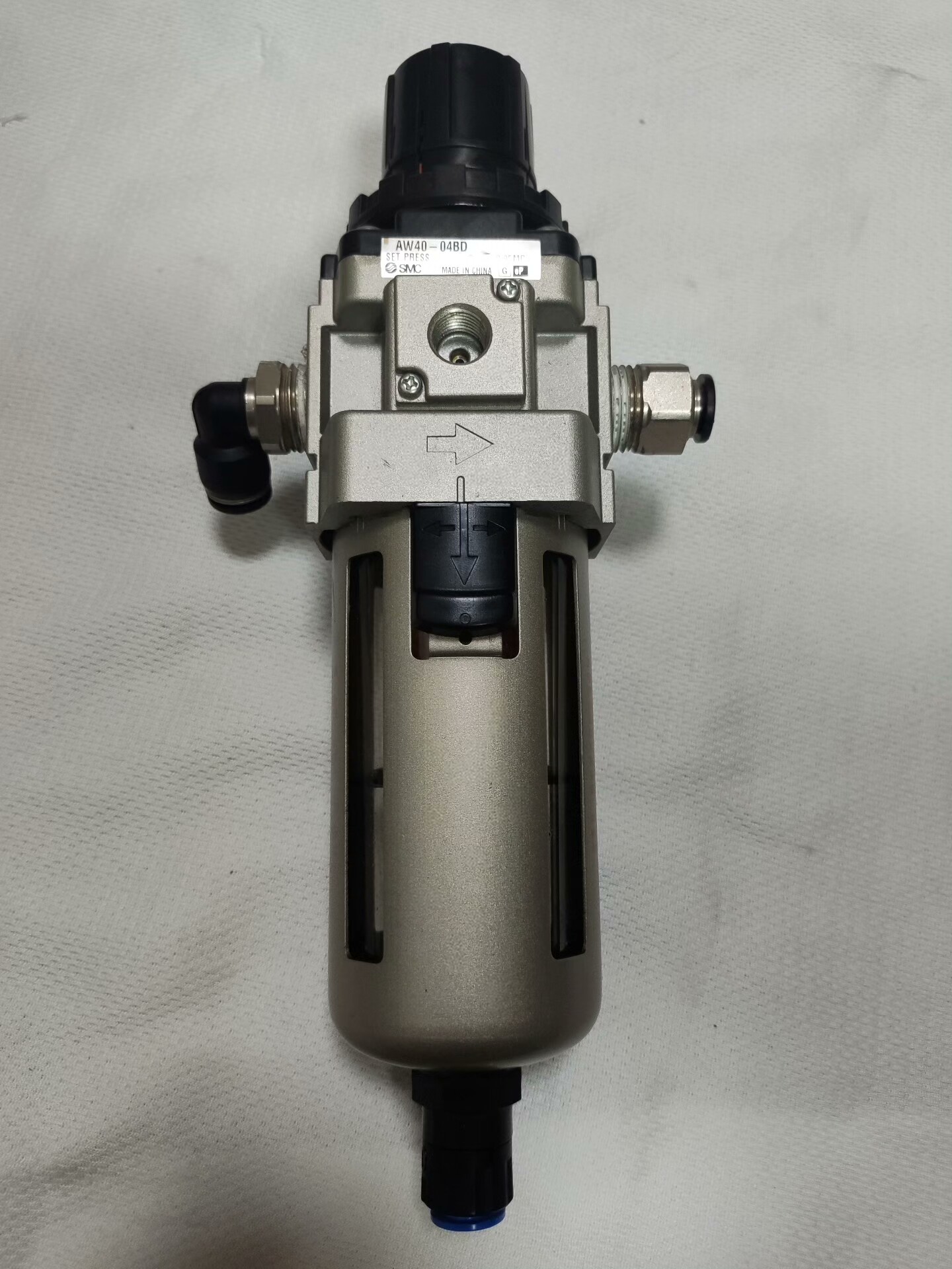 SMC空压机油水分离器AW40-04BD空气过滤器