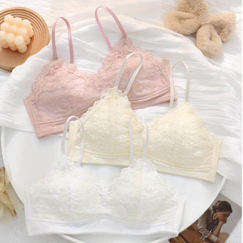 新款直销少女蕾丝法式内衣聚拢小胸专用薄款舒适三角杯无钢圈胸罩
