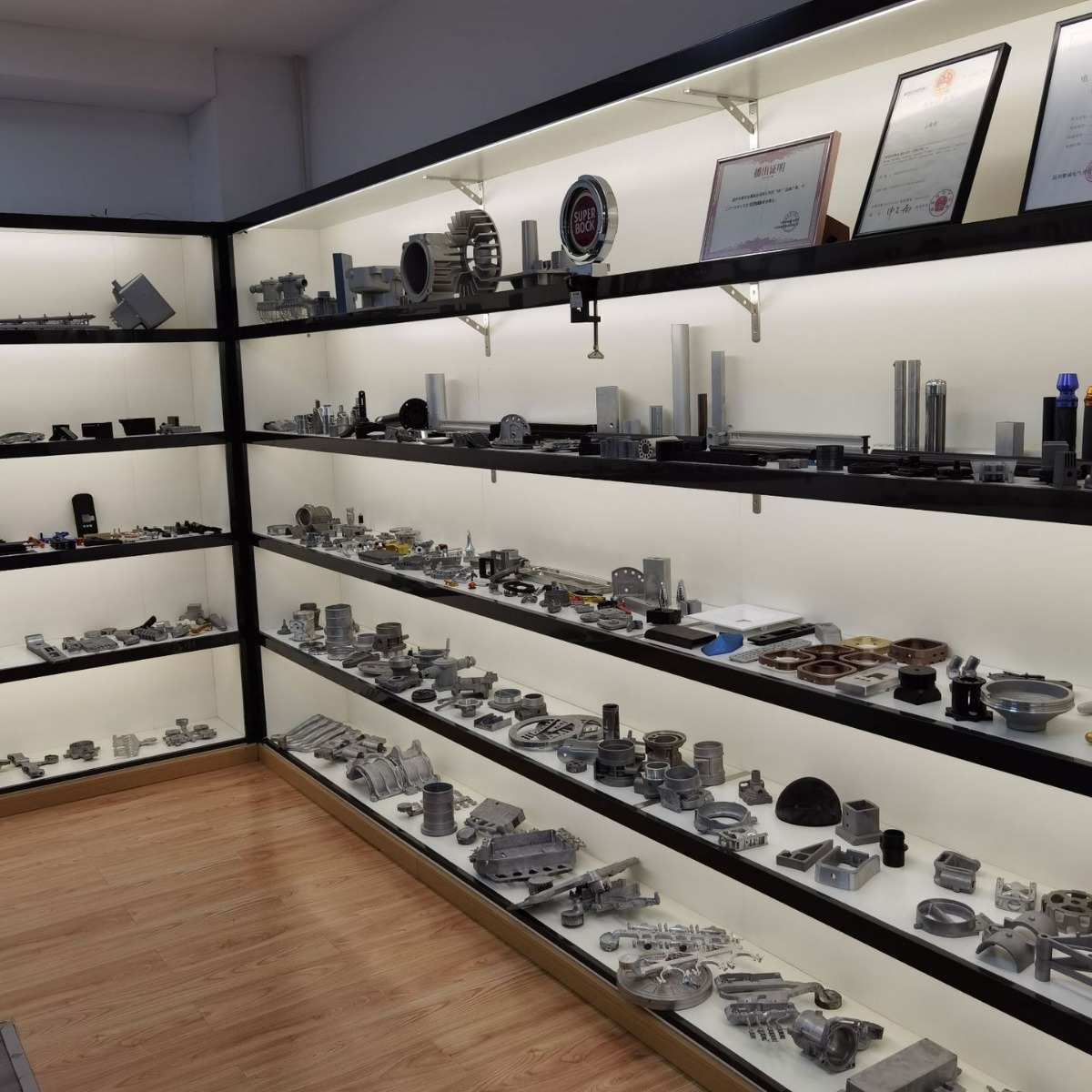 锌合金定制工厂模具制作 五金制品cnc精密冲压加工订做非标定制