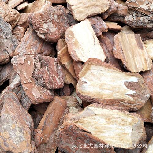 厂家直供打磨松树皮覆盖物有机覆盖物抛光松鳞 园林 绿化景观树皮