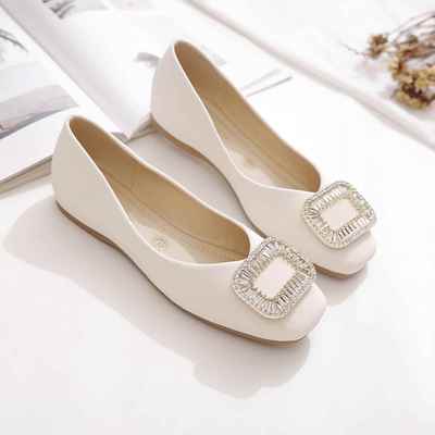 单鞋女2026新款春秋鞋子女爆款豆豆鞋瓢鞋百搭妈妈鞋夏软底0123e