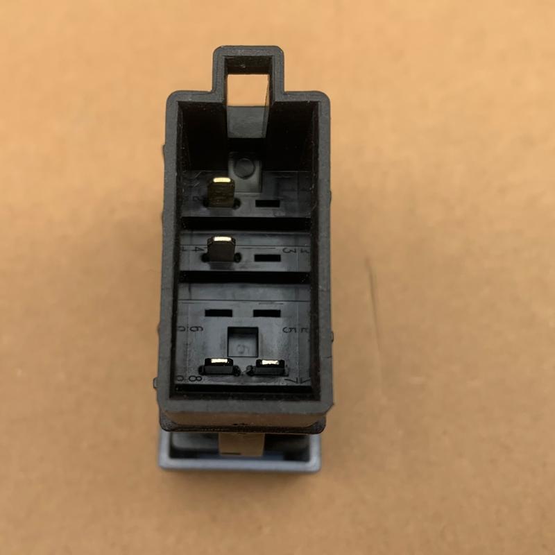 重汽豪TH7沃TH7差速锁关轴轮差速器力器开开关开仪表台关取配件按