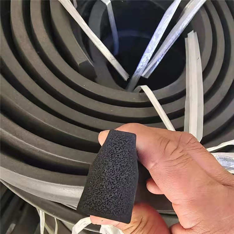 密封条模框胶条 耐高温加橡硅胶型配件箱橡胶t25气块模发泡35mm*