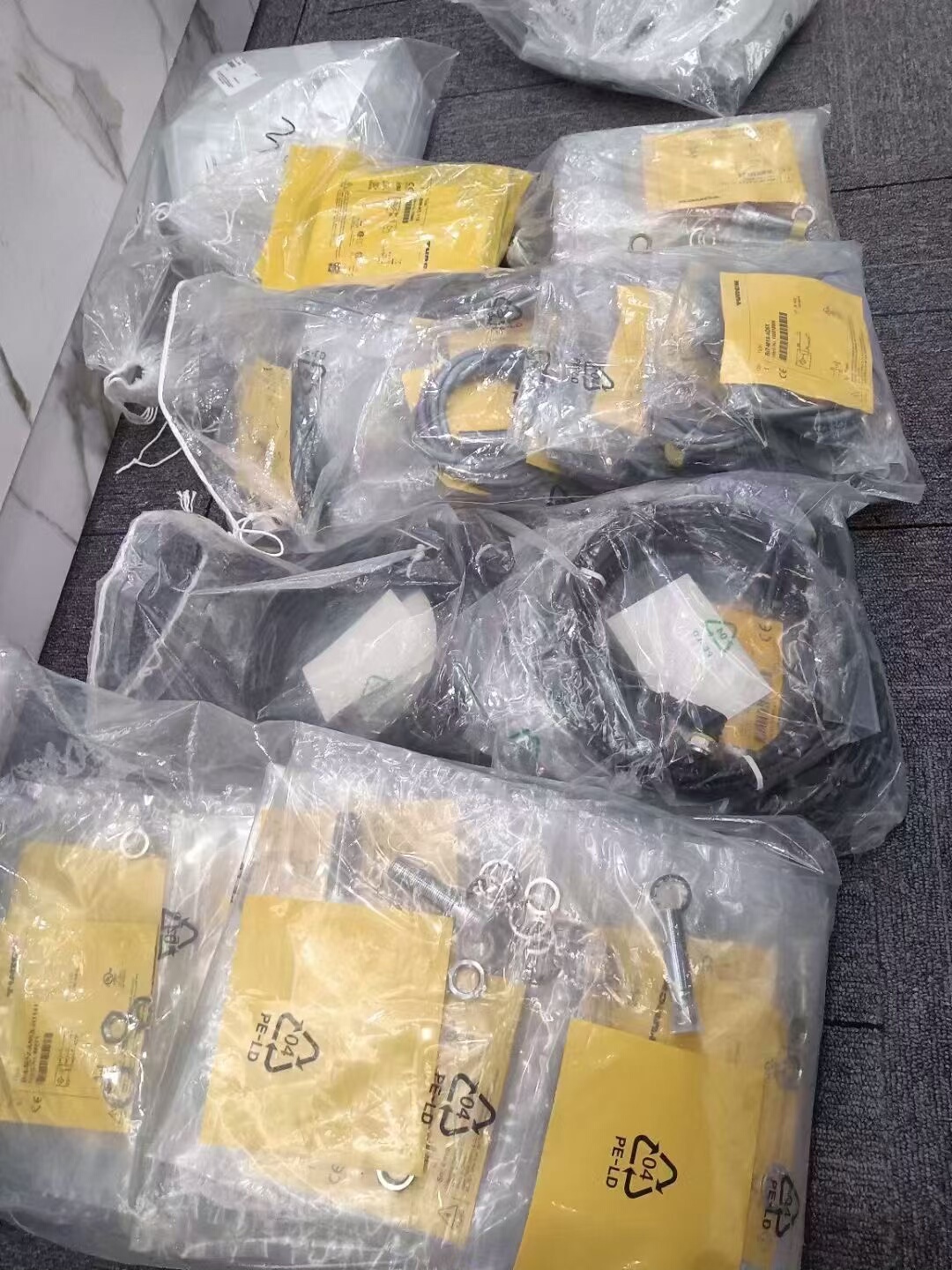 图尔克 FCI-D10A4p-ARX-H1140 现货 订货