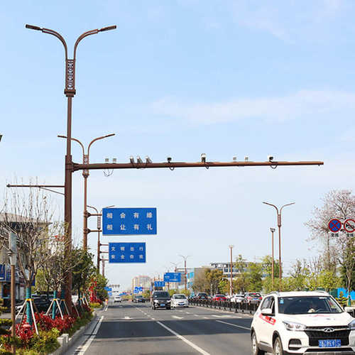 交通综合杆组合杆多功能交通信号灯杆交通标志牌道路照明灯杆