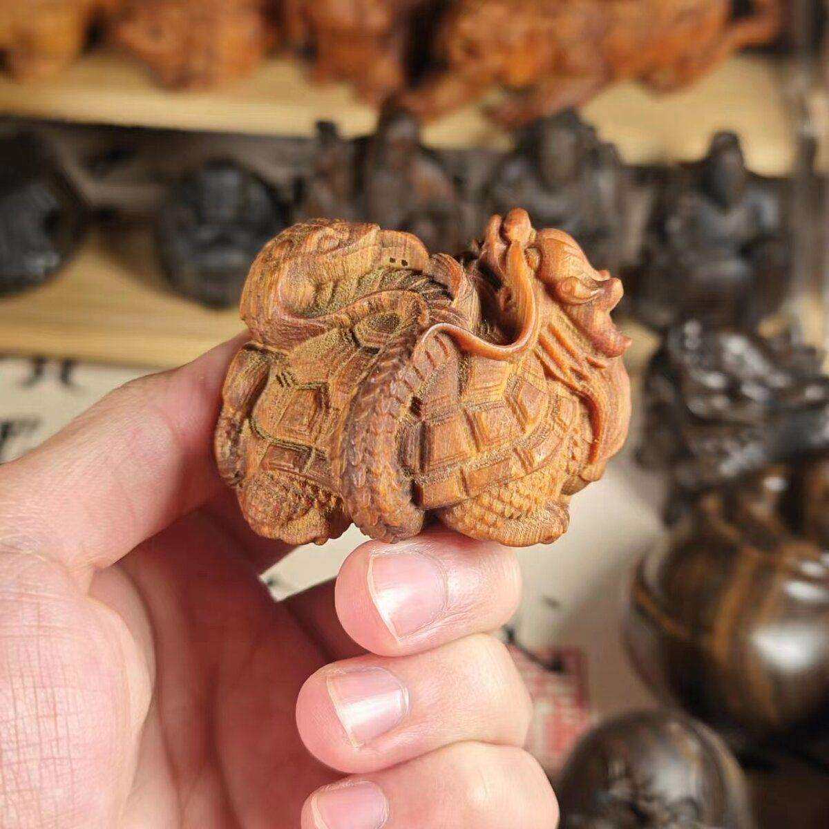 崖柏陈化料木雕把件玄武龙龟文玩盘玩乌龟玄武摆件装饰车摆件