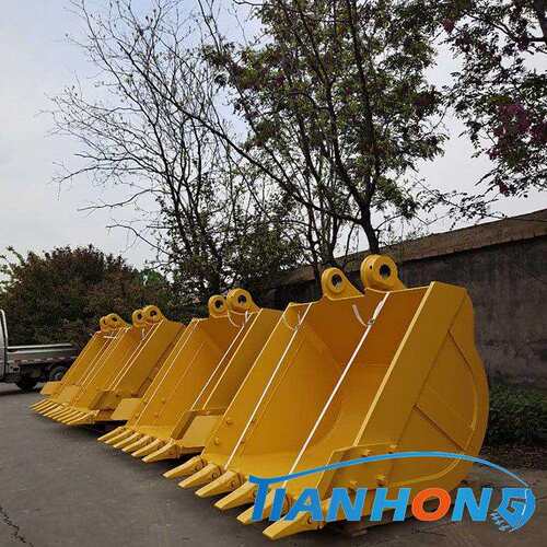 挖机配件 PC200挖掘机 1.06方标准挖斗 厂家供应 品质保证