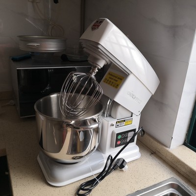 暗暗地说:乔立7600厨师机怎么样?大家都认可这款吗?