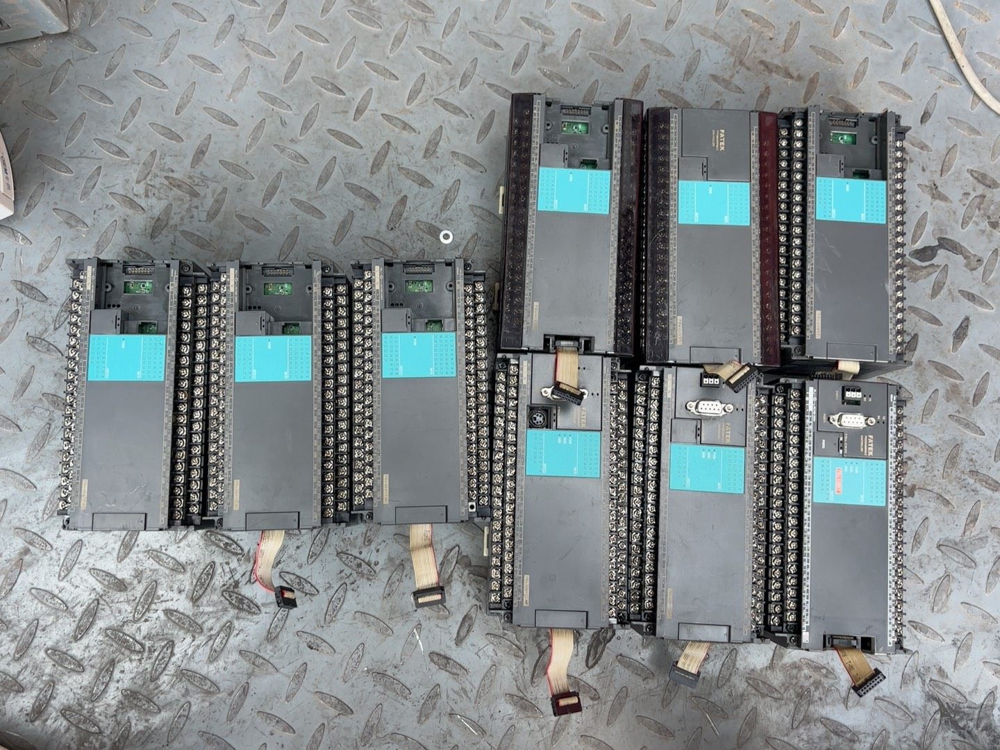 PLC永宏 FBs-60XYT，3个