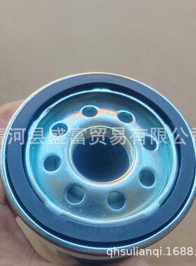 适配大牛小牛LP550 LP610 LP700机油滤芯滤清器格 07M115561B