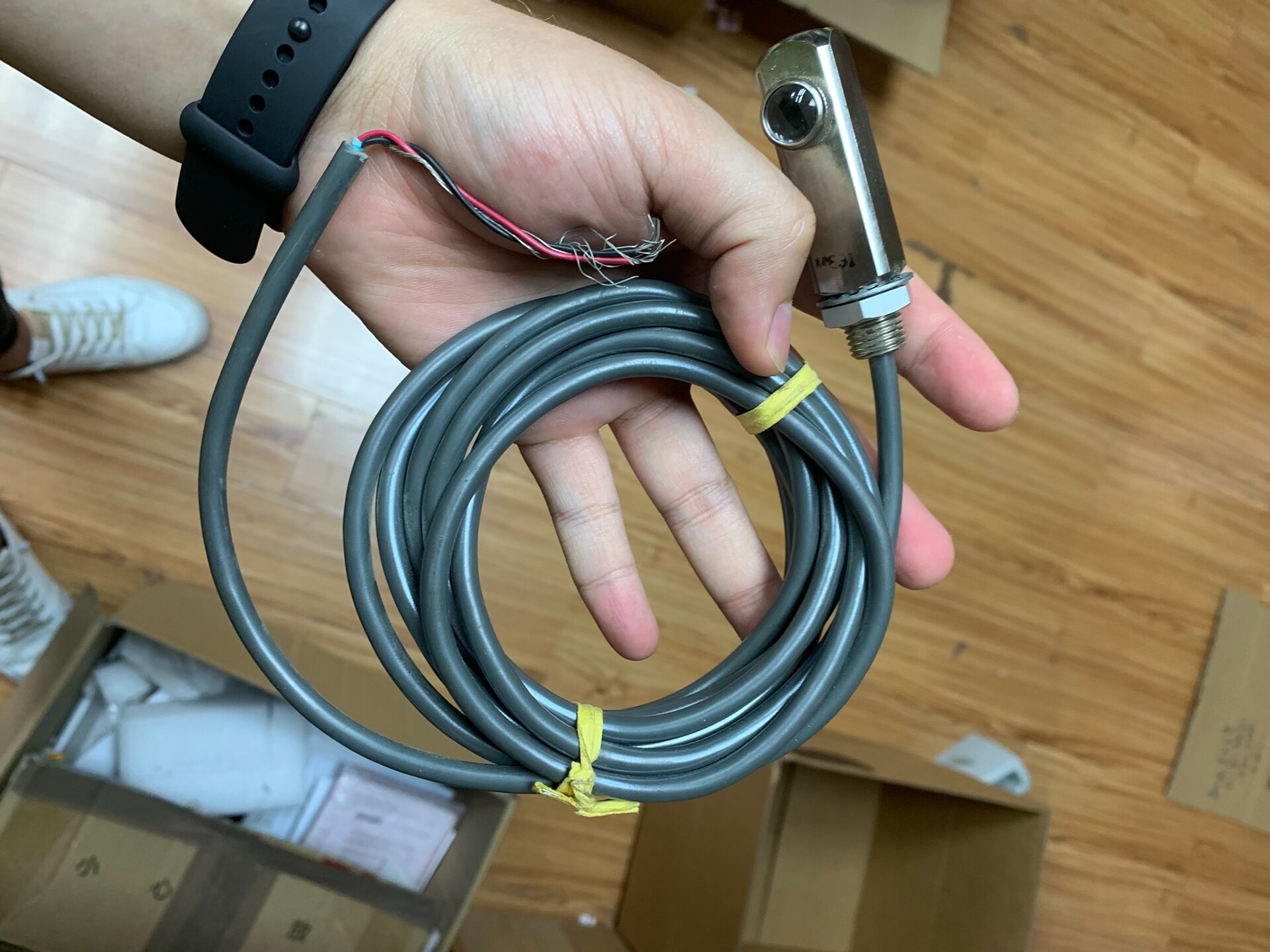 47CN4-4002 线缆接头！原装拆机！需要请先联系