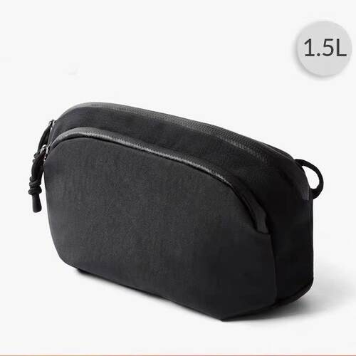 Venture Pouch1.5L Autumn and Winter Travel functional bag