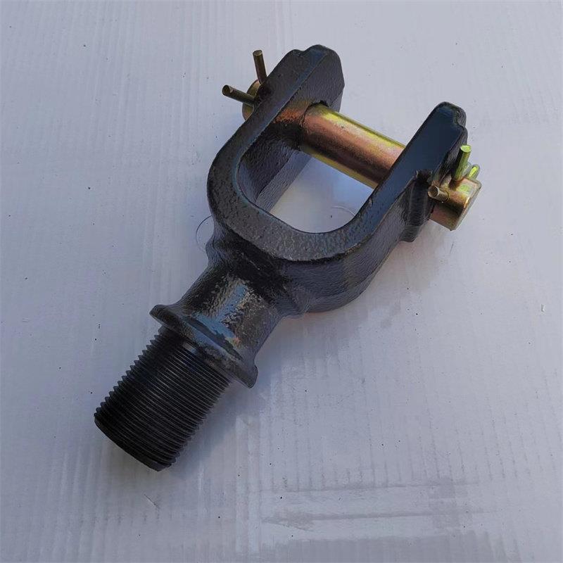 适配上汽红岩配件杰狮新金刚前牵引钩前拖车钩前横梁挂钩拖勾