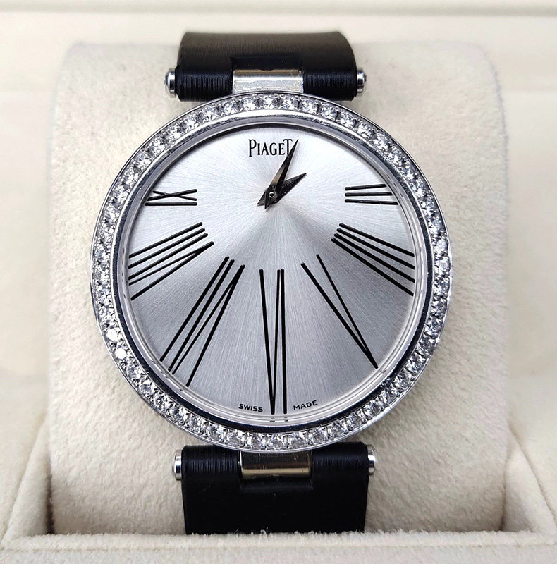 98新35mm伯爵LIMELIGHT GALA系列G0A34136石英女表18K白金正品