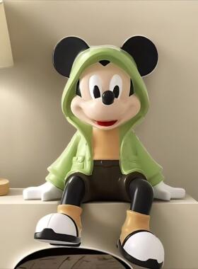 采购产品高品质的[风衣米奇坐姿]装饰品，客厅入口大厅装饰品，家