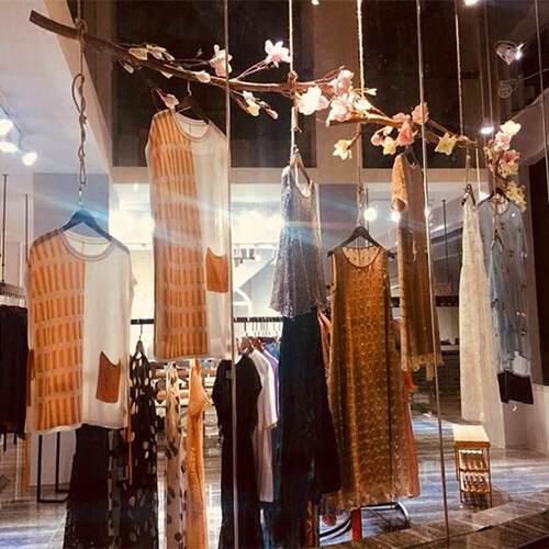 原木棍干树枝服装店挂衣架吊架展架民宿带花树杈木色本色去皮天然