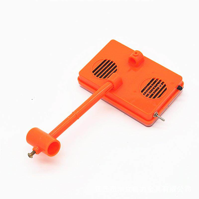 太阳能语音板驱鸟家用果园声音驱鸟器吓鸟声音智能太阳能板防鸟器