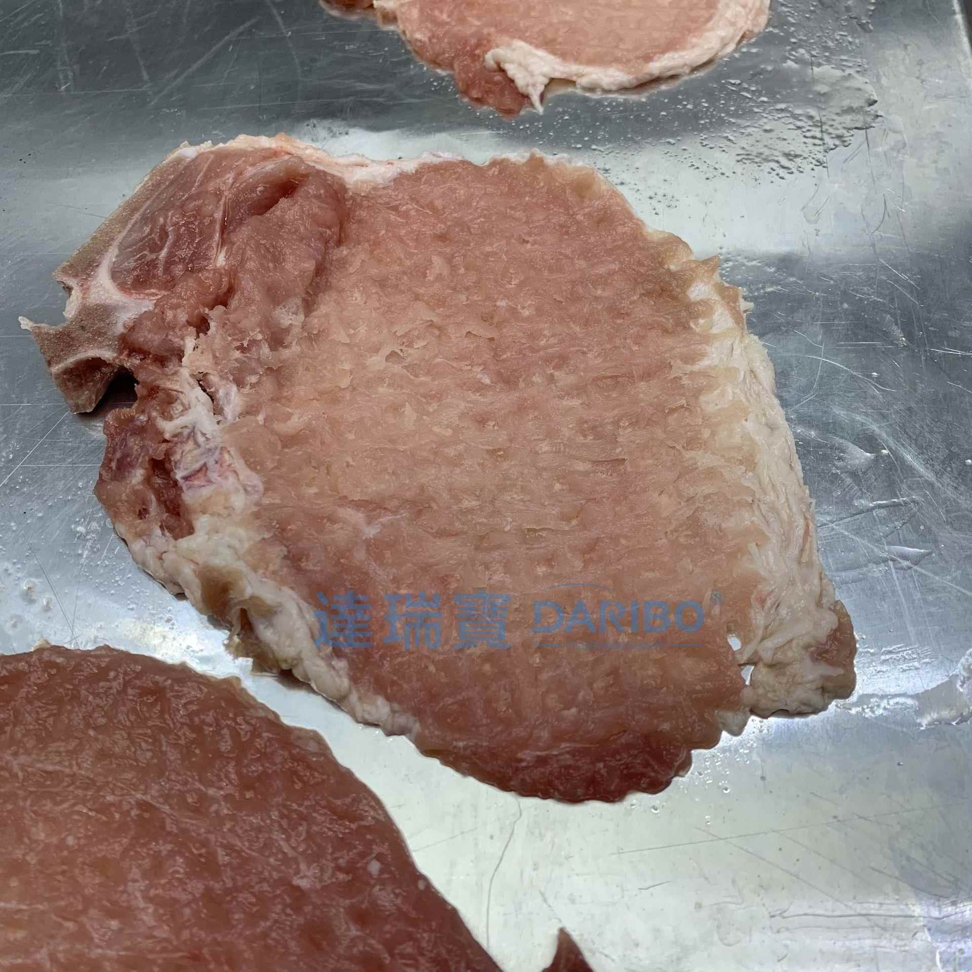 W鸡排成型前道工序 达瑞宝厂家直销自动肉排压片机 肉排压薄片机