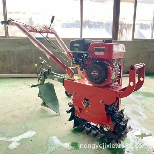 柴油小型链轨开沟机除草犁地施肥播种小红牛加宽履带微耕机趟地机